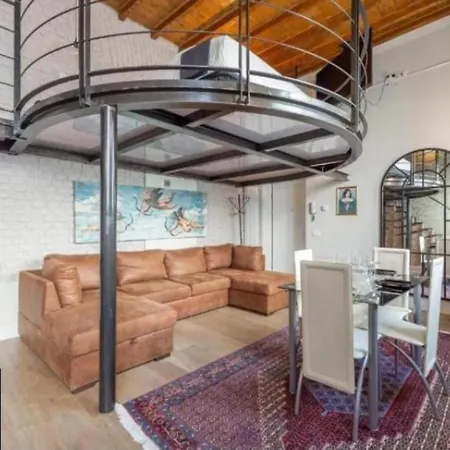 Eccelso Apartment *